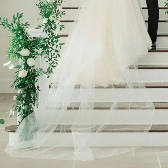 Pronovias Pearl Veil V-2117 ICONIC ivory color - Picture 4 of 5